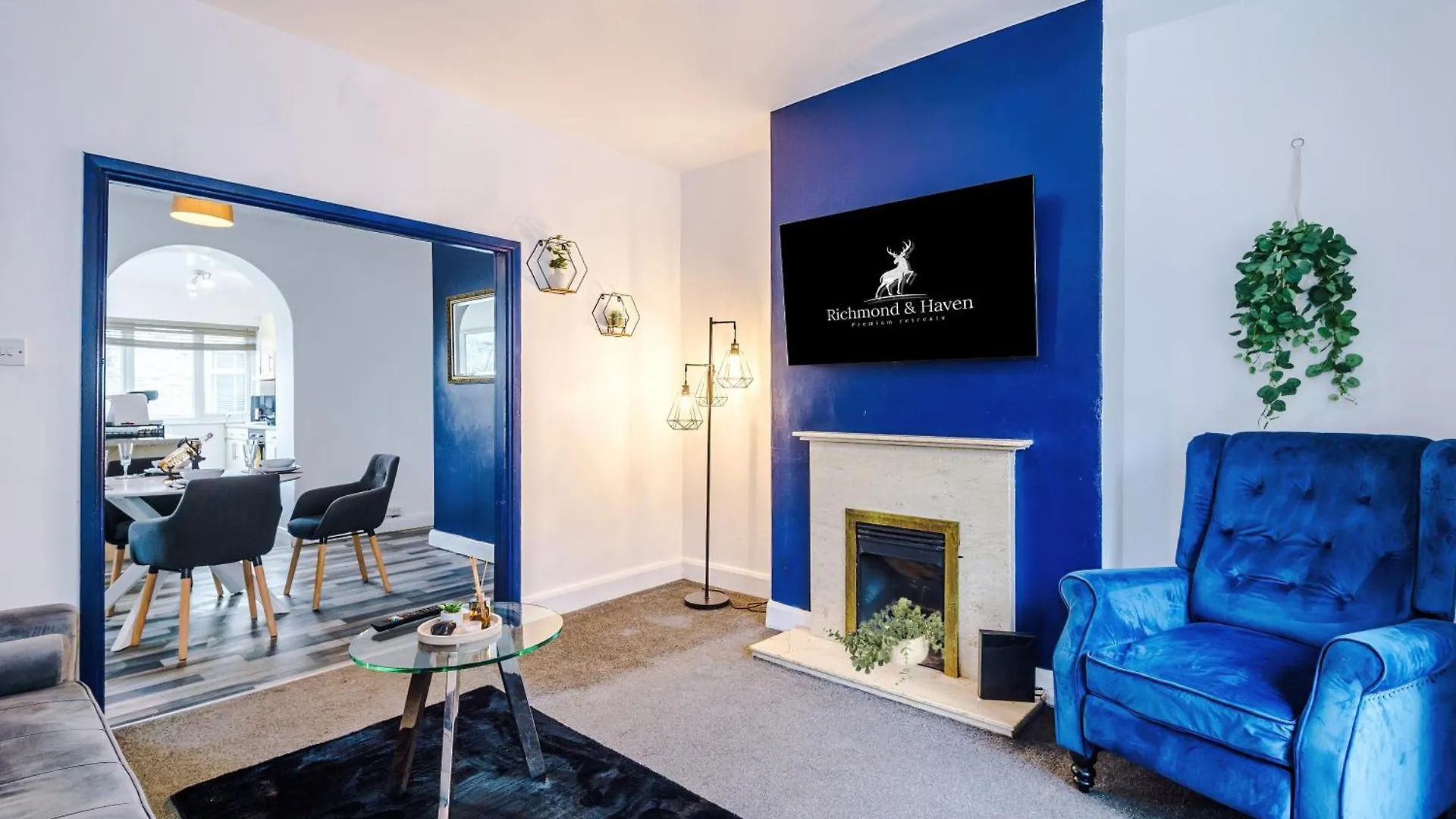 بيت للعطل فيلا Charming 2-Bed House, Sleeps 6, Pet Friendly Elland