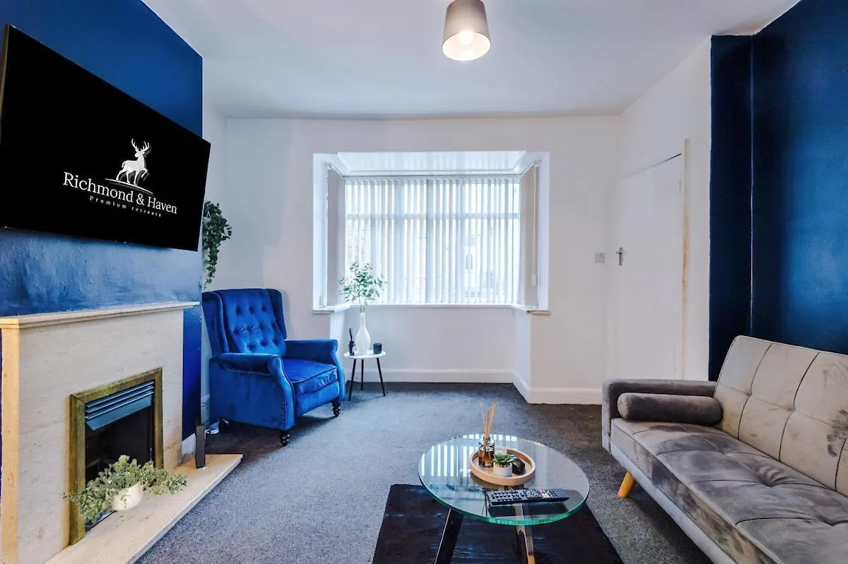 فيلا Charming 2-Bed House, Sleeps 6, Pet Friendly Elland